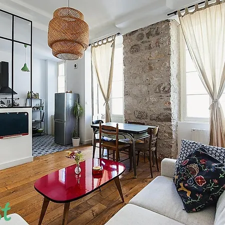 Wehost Phillibert - L'ecrin Vintage So Apartament *